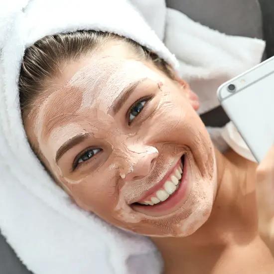 Ooh La La Foaming Enzyme Facial (Champagne Facial)